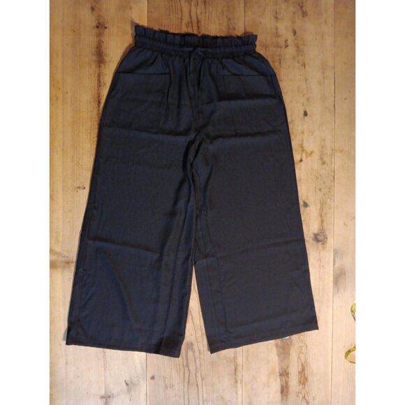 Dokotoo Pants - Dokotoo Pants Womens M Black Cropped Wide Leg Casual Elastic Waist Pull On NWT
